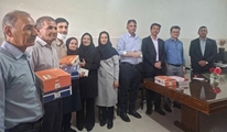تجلیل از کارکنان خدوم خدماتی با اهدای هدایا در روز کار و کارگر